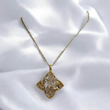 Naszyjnik stal chirurgiczna złoty rozetka z kryształowymi kwiatuszkami