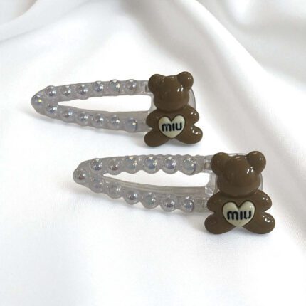 Zestaw 2 spinek brązowy miś z perełkami