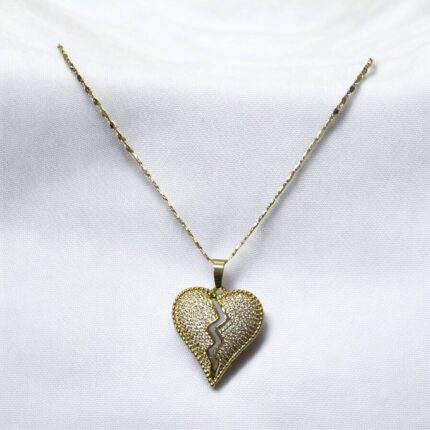 Naszyjnik stal chirurgiczna pęknięte serce z cyrkoniami