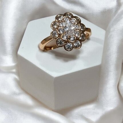 Pierścionek regulowany złoty stal chirurgiczna kryształowy kwiatuszek